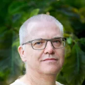 Portrait of Johnny Jönsson. Photo.